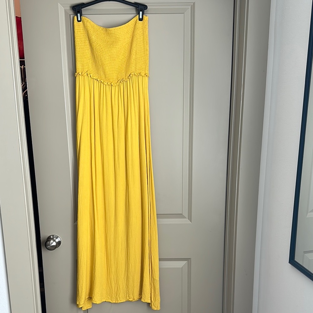 Forever 21 Sunny Strapless Dress